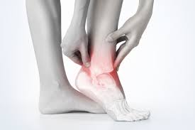 tratamentul durerii la genunchi în timp ce mergeți artroza articulației de la picioarele plate